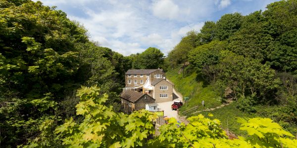 YHA Boggle Hole exterior